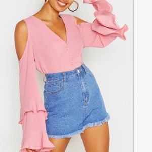 Boohoo Open Shoulder Flute Pink Blouse Button Up